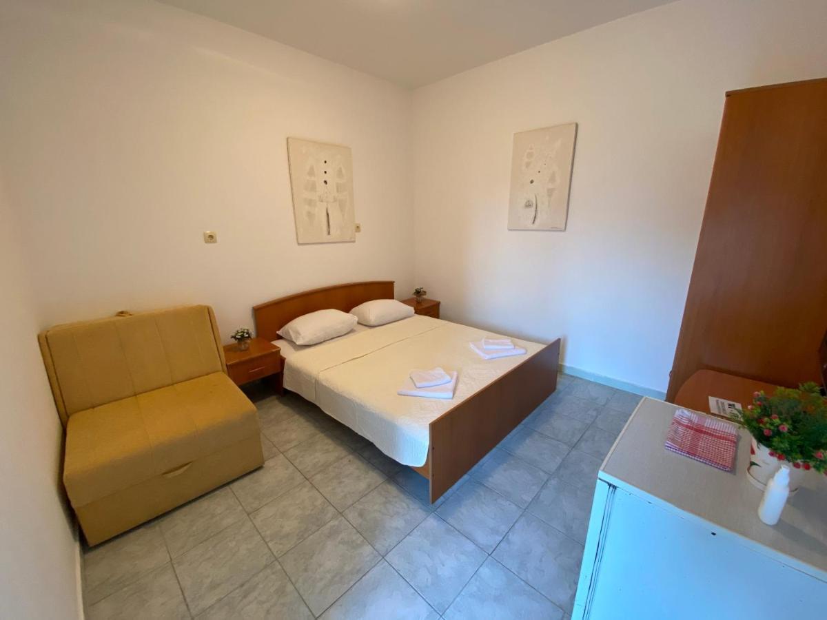 Apartments Katarina Garden Petrovac na moru Exterior foto