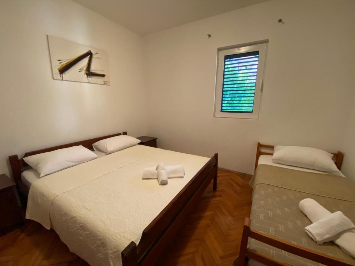 Apartments Katarina Garden Petrovac na moru Exterior foto