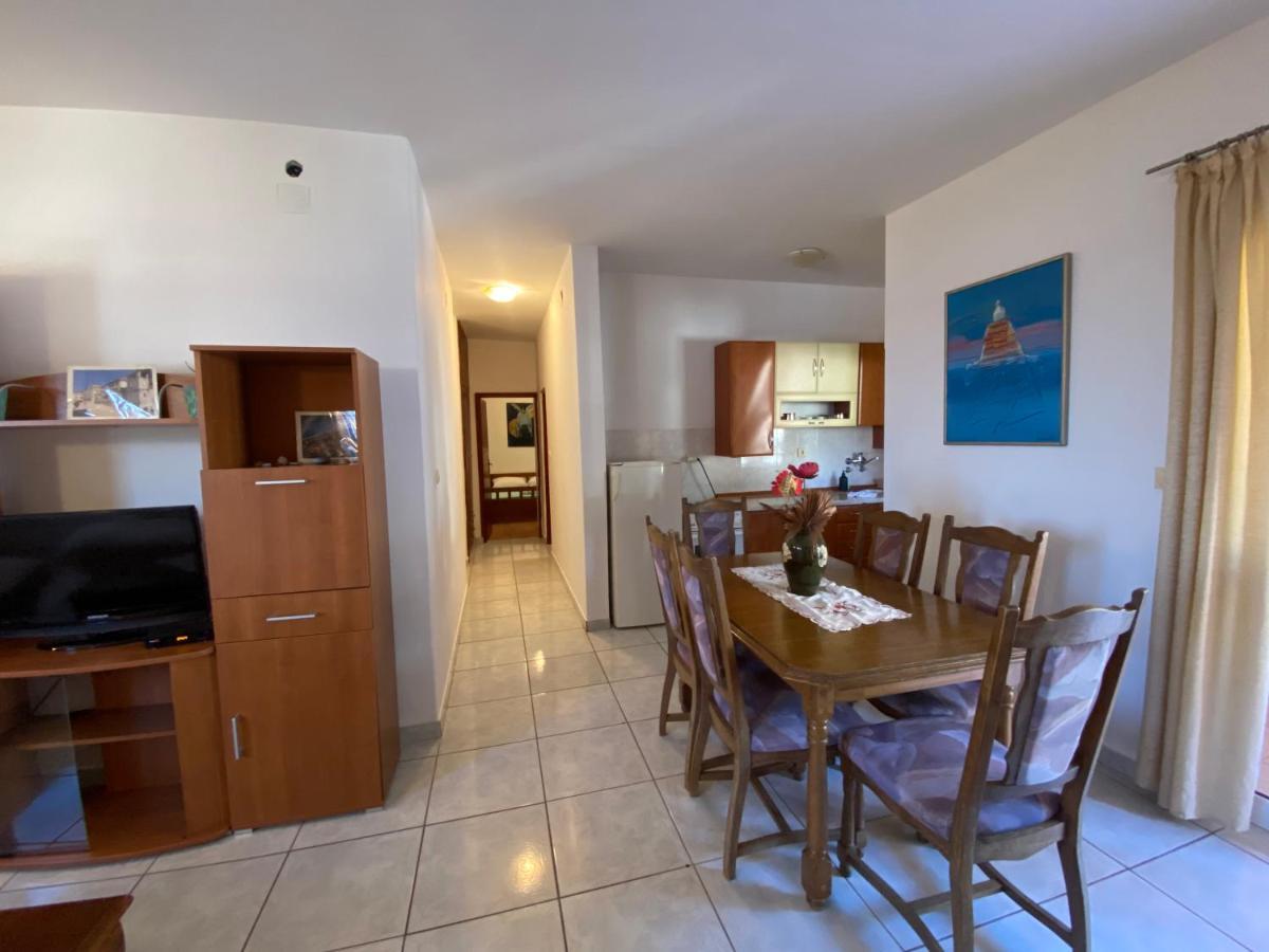 Apartments Katarina Garden Petrovac na moru Exterior foto