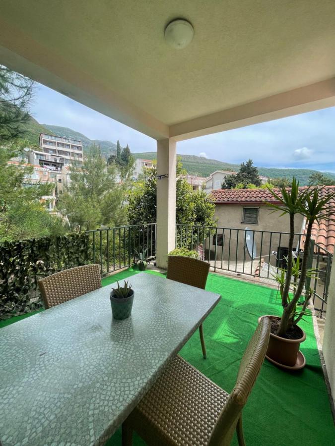 Apartments Katarina Garden Petrovac na moru Exterior foto