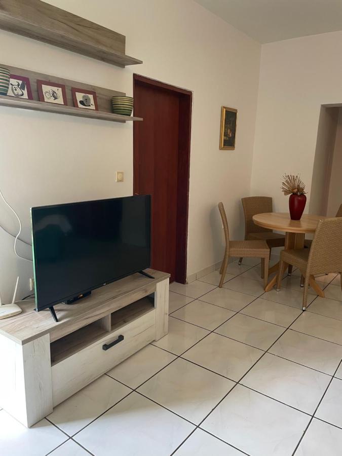 Apartments Katarina Garden Petrovac na moru Exterior foto