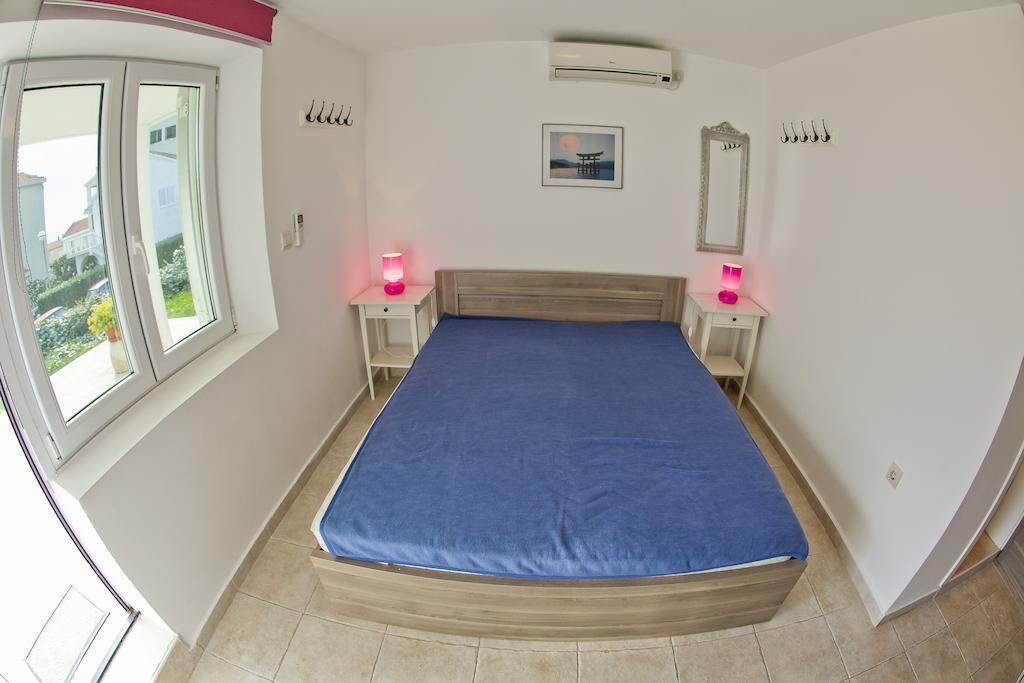 Apartments Katarina Garden Petrovac na moru Zimmer foto