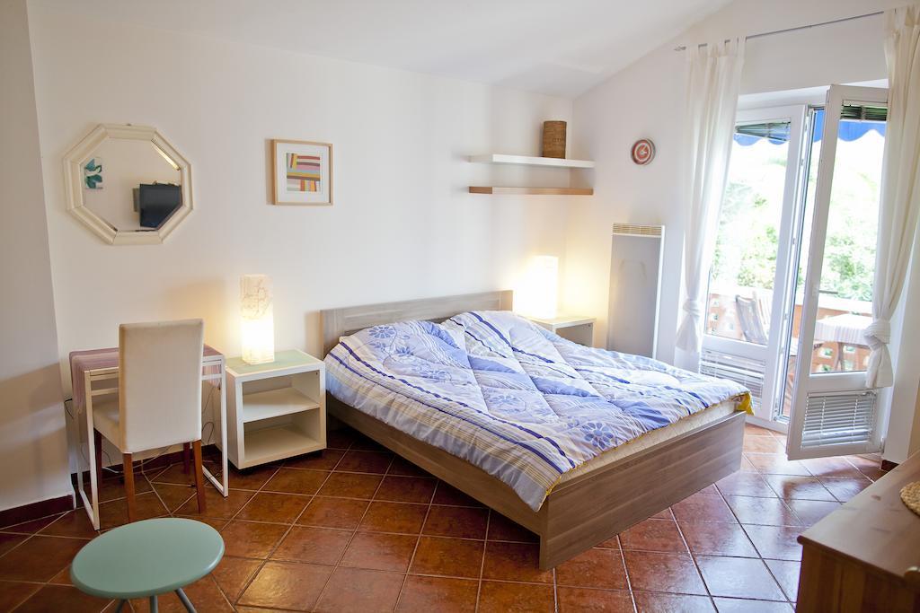 Apartments Katarina Garden Petrovac na moru Zimmer foto