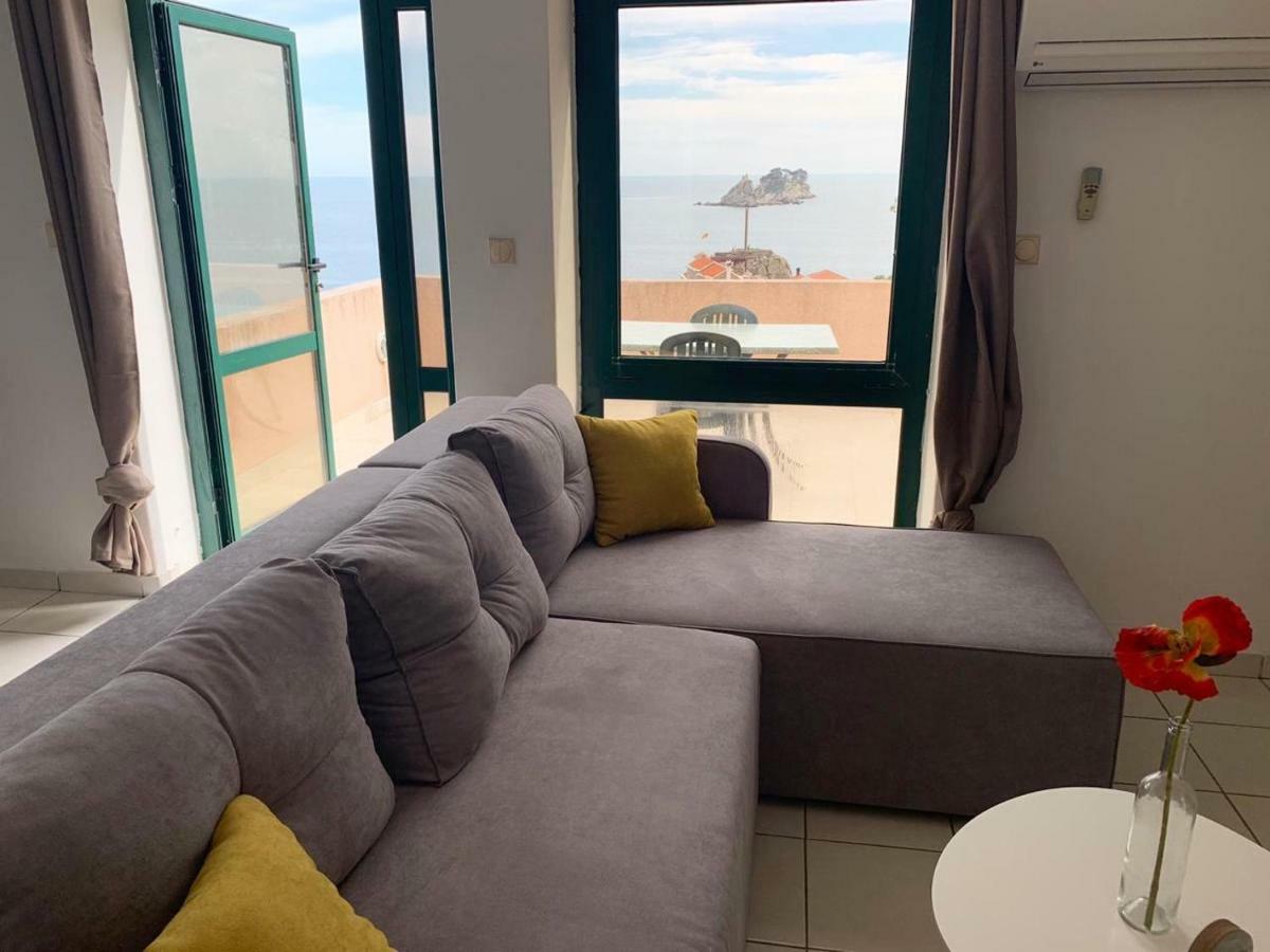 Apartments Katarina Garden Petrovac na moru Exterior foto